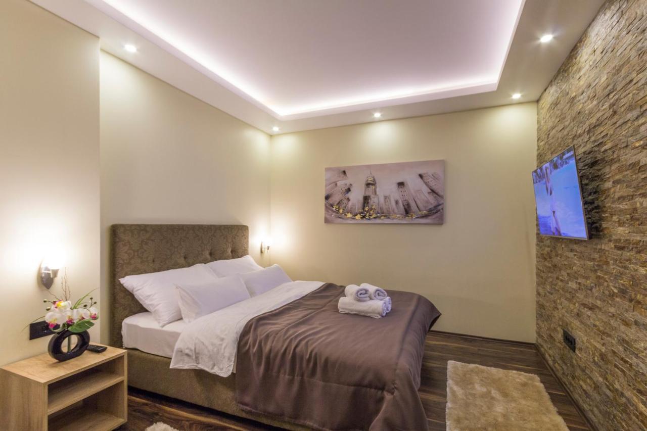 Madison Inn Suites - Wilson'S Square เบลเกรด ภายนอก รูปภาพ