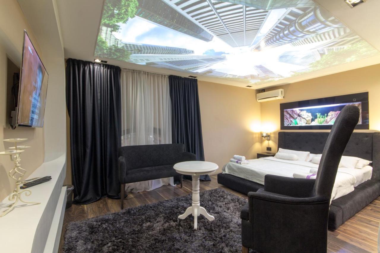 Madison Inn Suites - Wilson'S Square เบลเกรด ภายนอก รูปภาพ