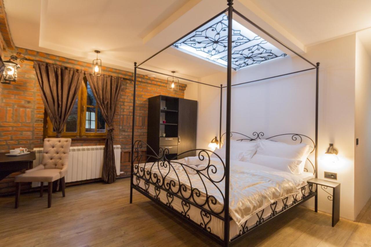 Madison Inn Suites - Wilson'S Square เบลเกรด ภายนอก รูปภาพ